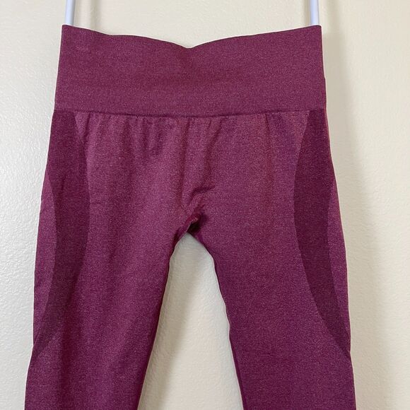 NVGTN Women Size L Rose Burgundy Contour Seamless Leggings Workout Gym Yoga - Picture 9 of 10